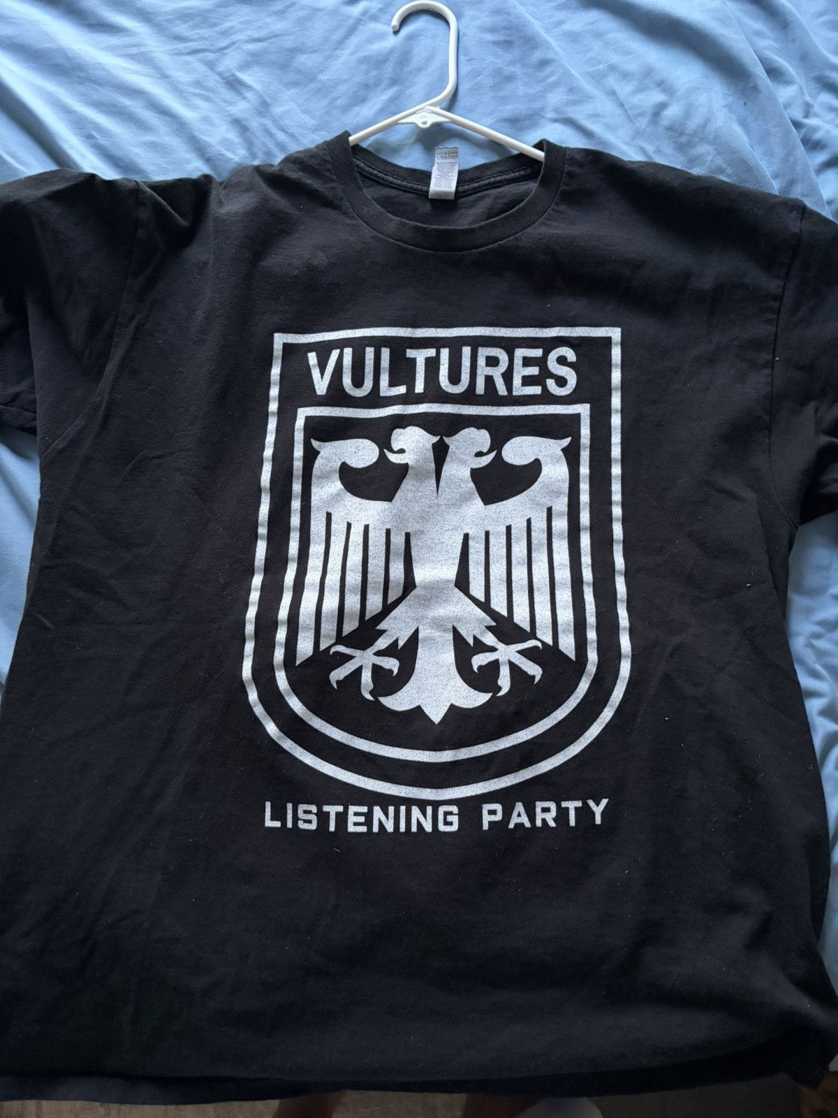 Other Vultures 1 Listening Party T-Shirt Size US XL / EU 56 / 4 - 1 Thumbnail