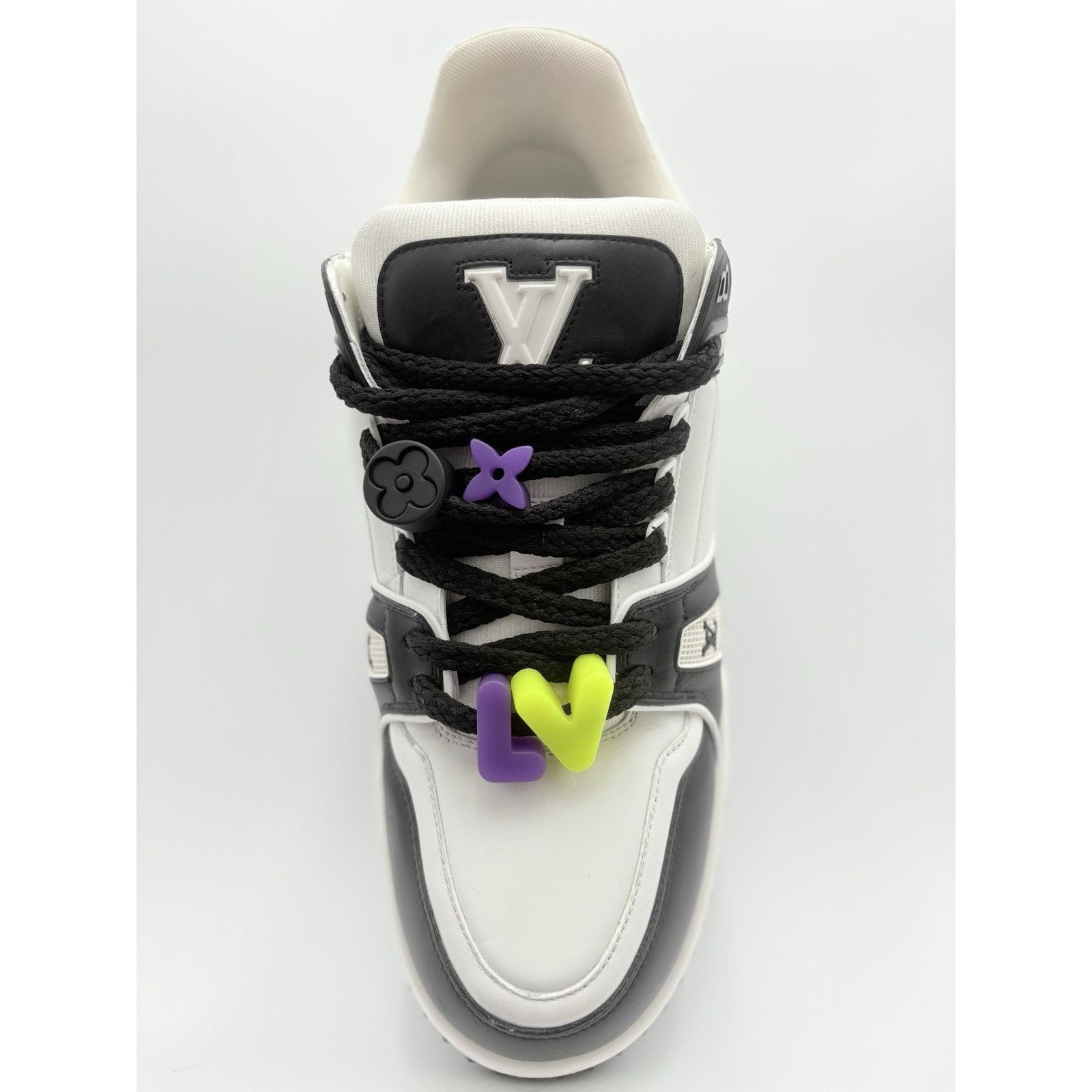 Louis Vuitton 13-13.5 US Louis Vuitton Maxi ' Black White ' | SUPER CLEAN! Size US 13 / EU 46 - 11 Thumbnail