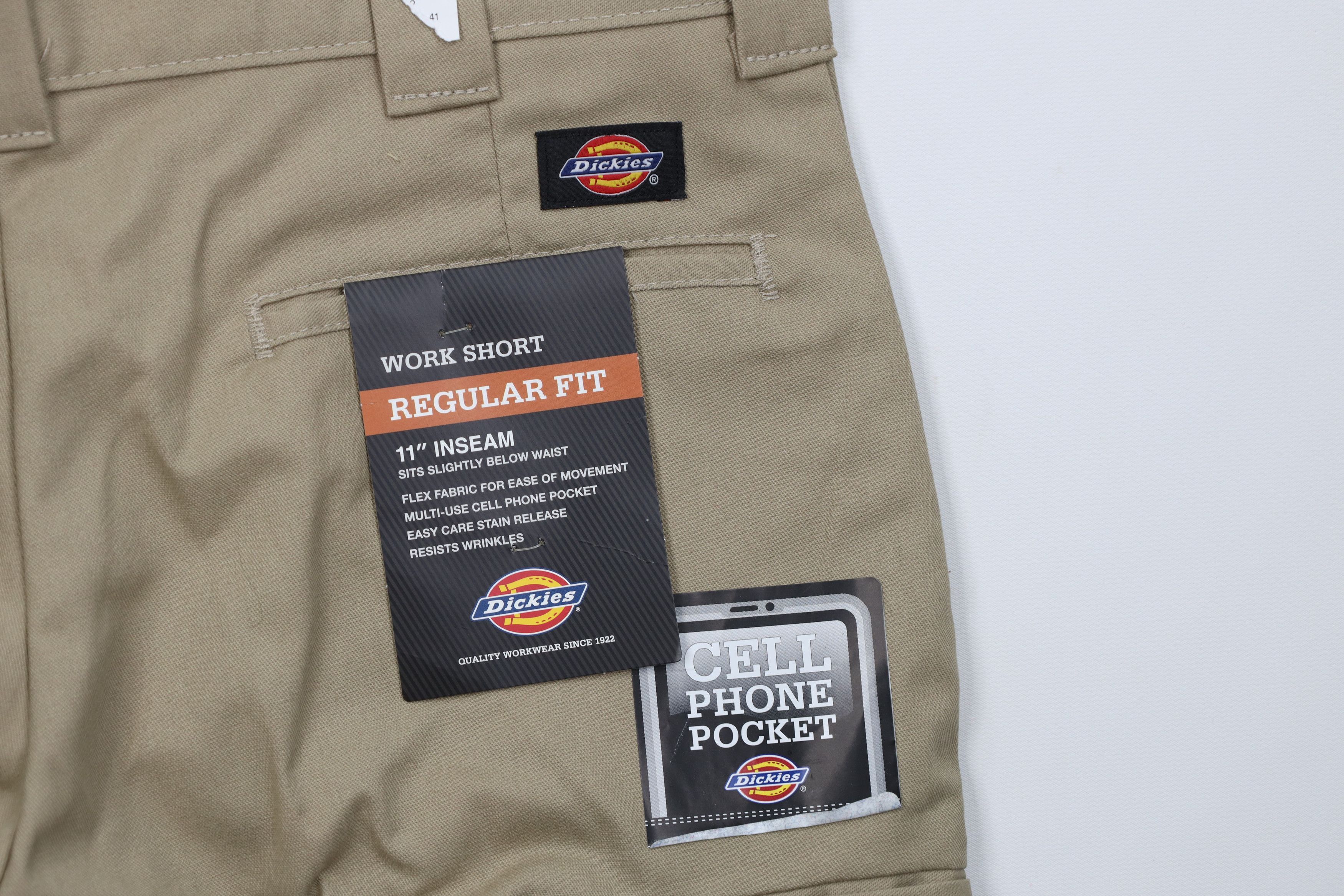 Dickies Deadstock Vintage Y2K Dickies Workwear Mechanic Shorts Beige Size US 32 / EU 48 - 9 Thumbnail