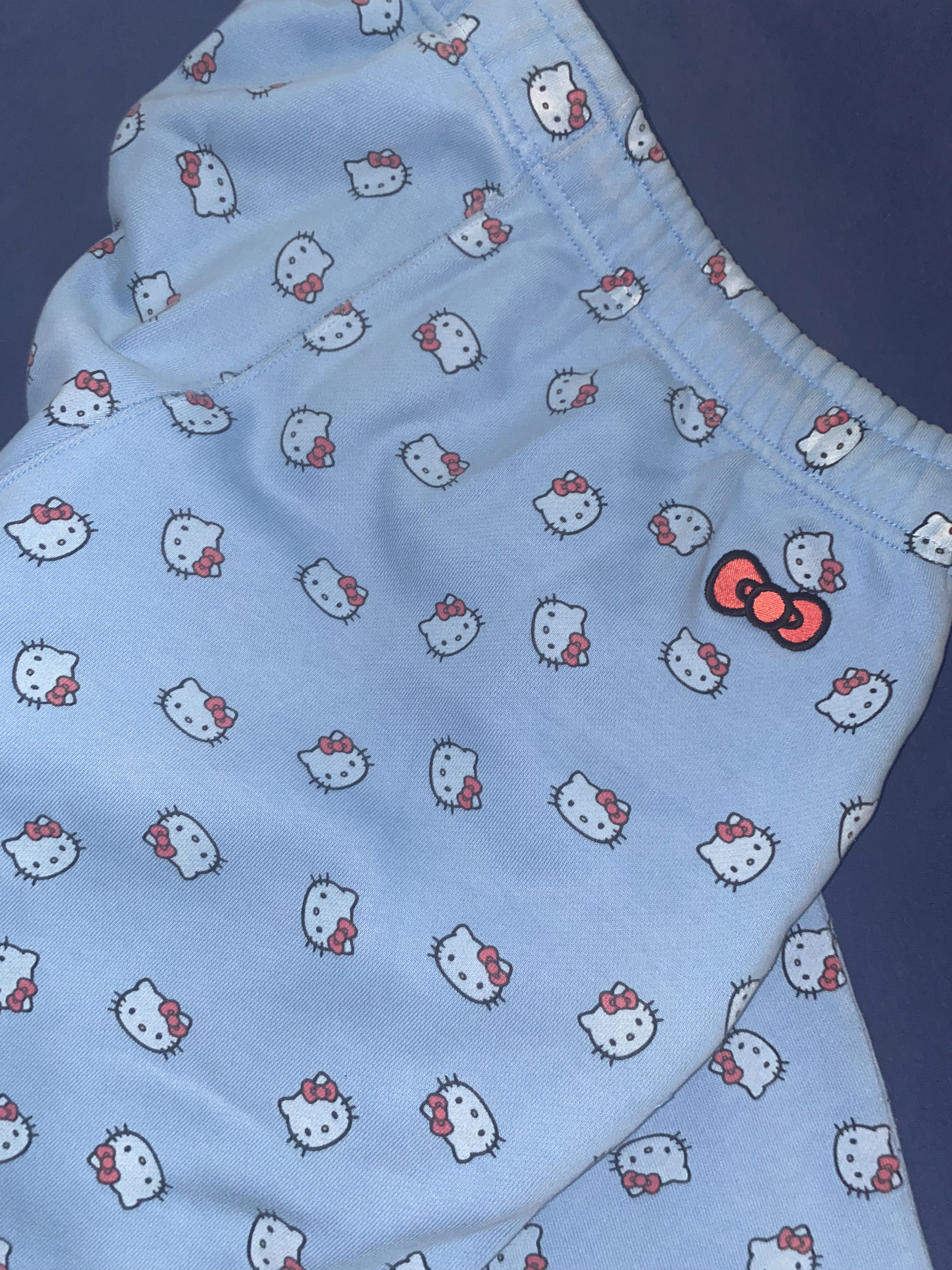 Nike Nike x Hello Kitty Trackpants Size US 30 / EU 46 - 3 Thumbnail