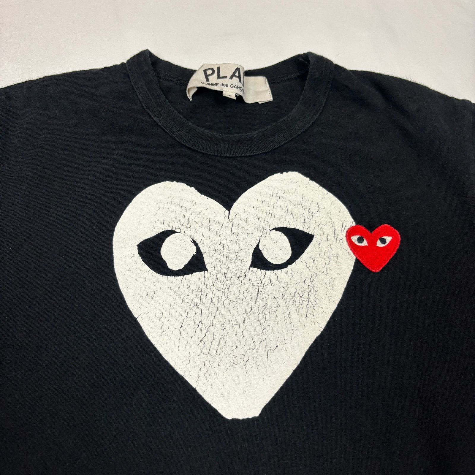 Comme des Garcons Comme des Garcons Play CDG Tee Heart Embroidered Shirt Small Size US S / EU 44-46 / 1 - 11 Thumbnail