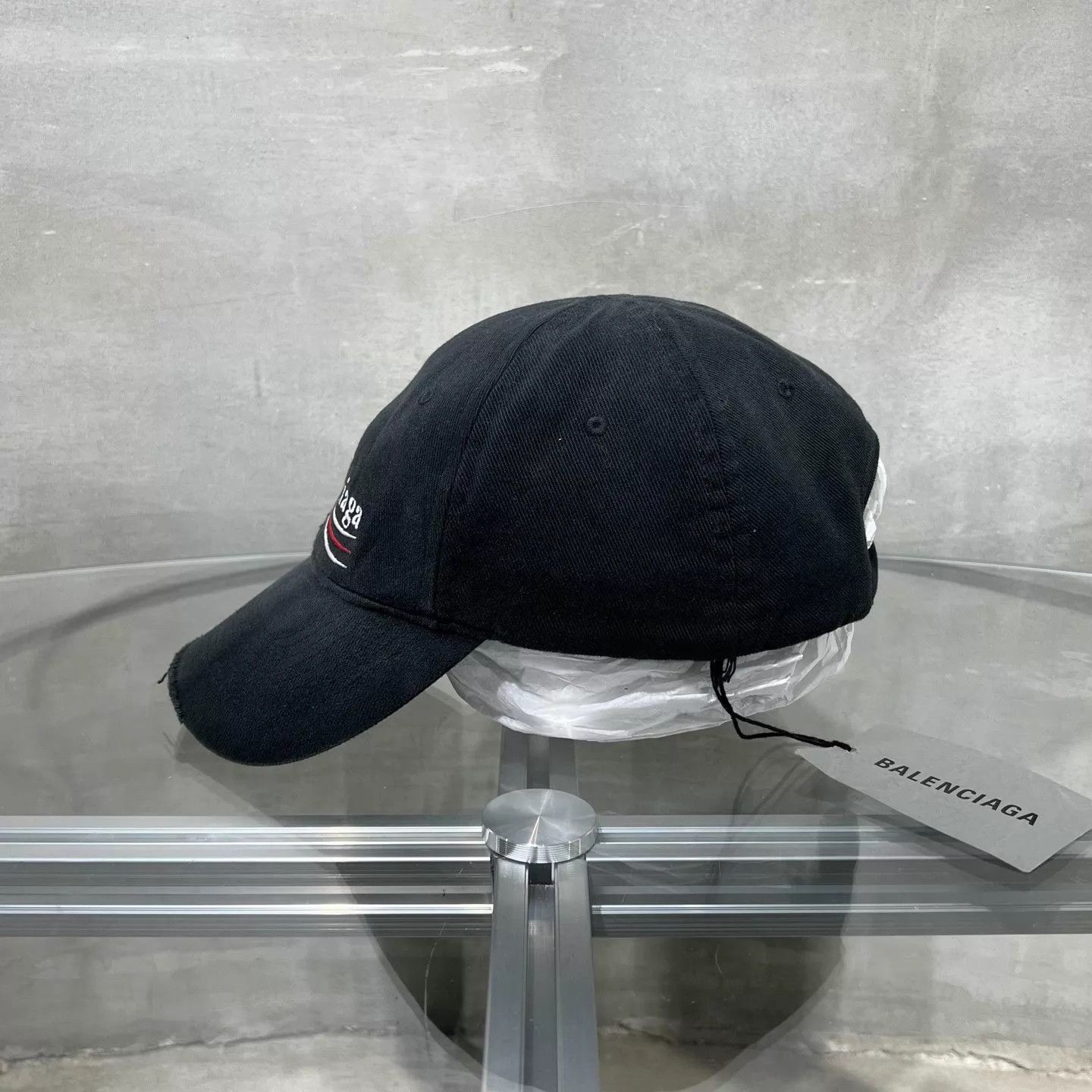 Balenciaga BALENCIAGA vintage wash logo baseball cap M new with tags Size ONE SIZE - 2 Thumbnail