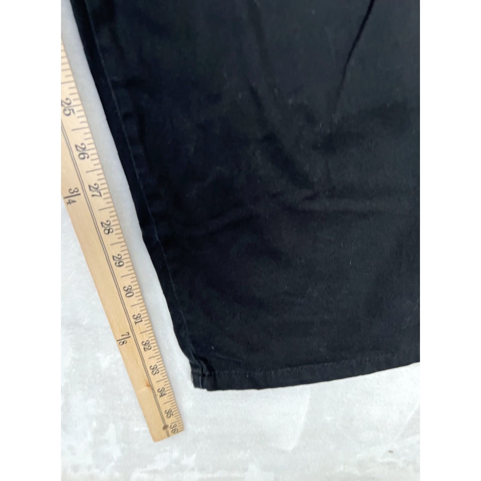 Wrangler Wrangler Cargo Pants Mens 38 Relaxed Fit Straight Leg Beige Cotton Spandex Canvas Pockets Vintage No Size US 38 / EU 54 - 3 Thumbnail