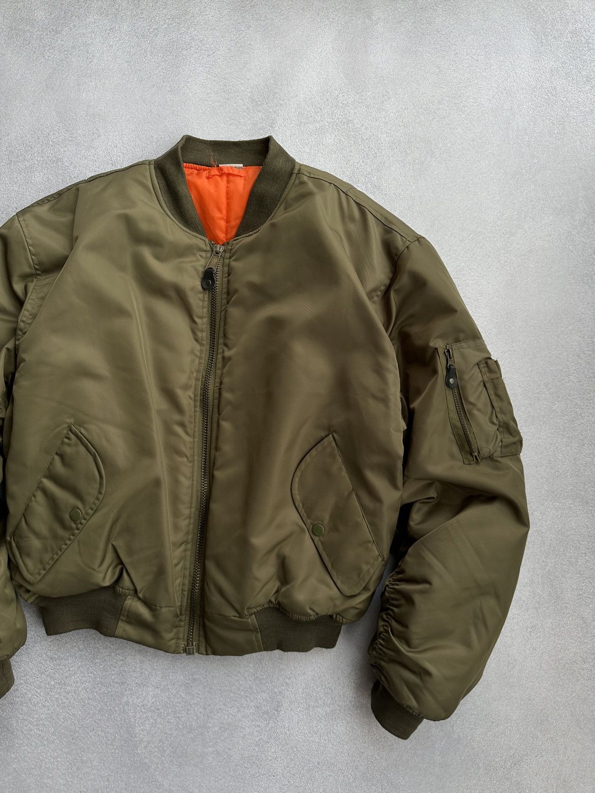 Vintage Vintage MA-1 Nylon Khaki Bomber Jacket Size US XL / EU 56 / 4 - 4 Thumbnail