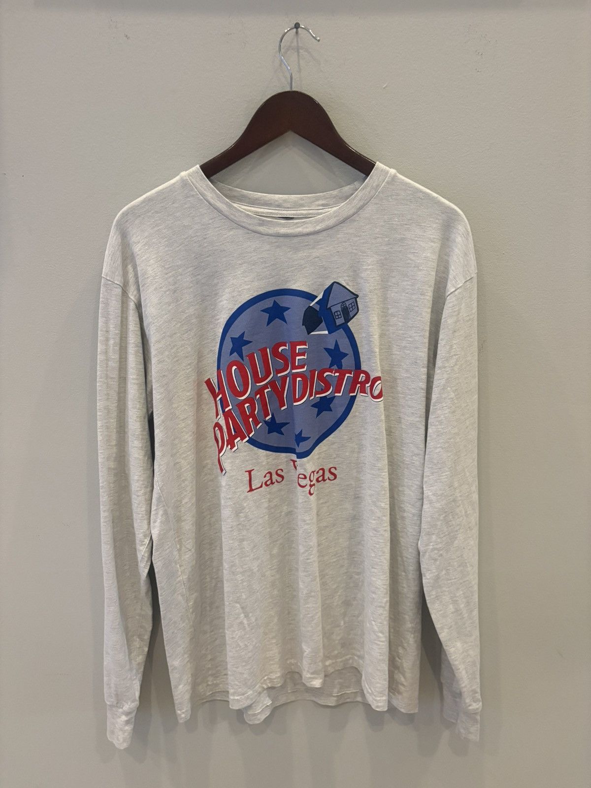 FORWARD House Party Distro “Tourist” Tee (Not Forward Observations) Size US L / EU 52-54 / 3 - 1 Thumbnail