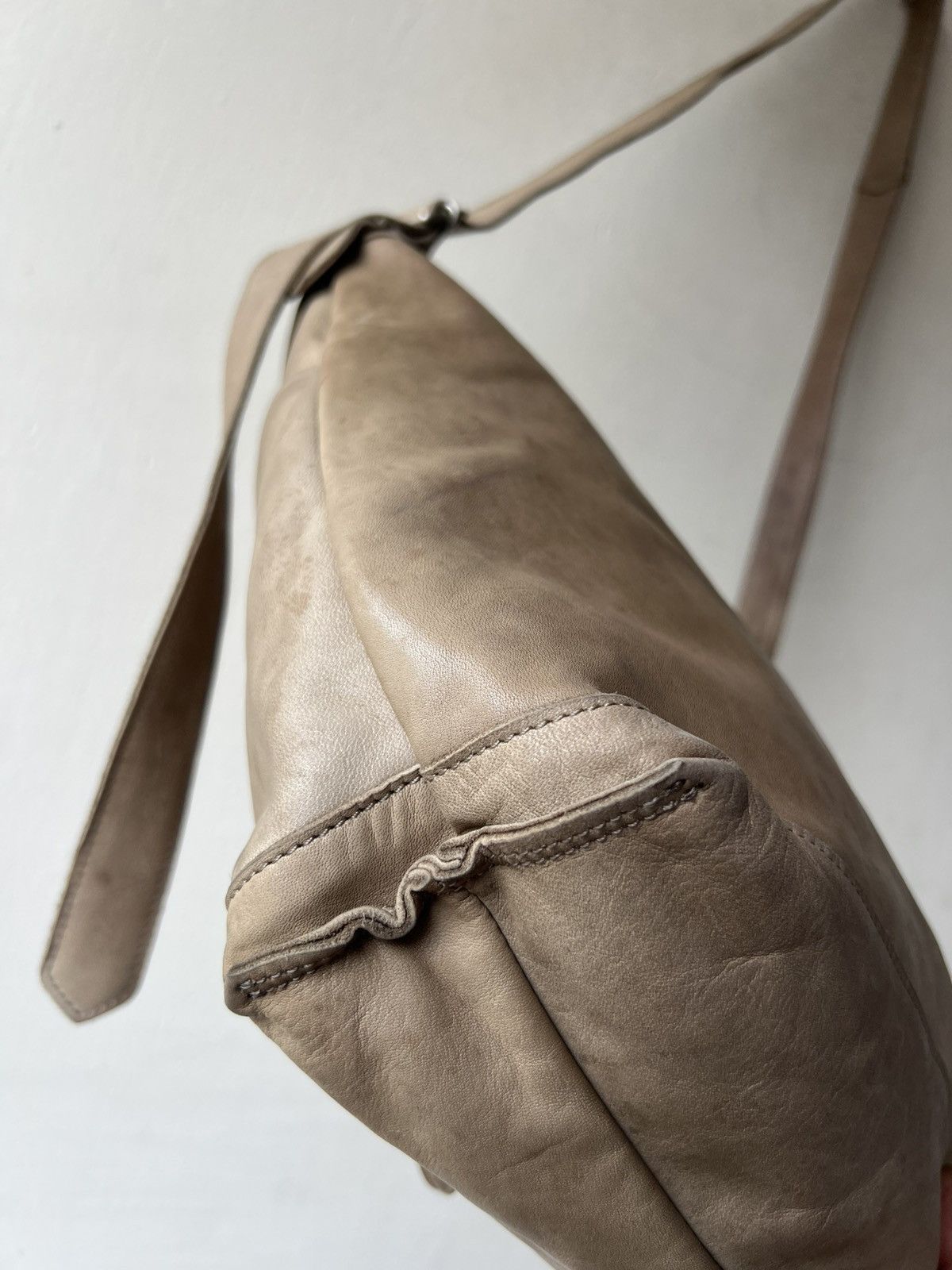 Leather REN Tokyo Japan Patina Nappa Leather Messenger Bag Size ONE SIZE - 21 Thumbnail
