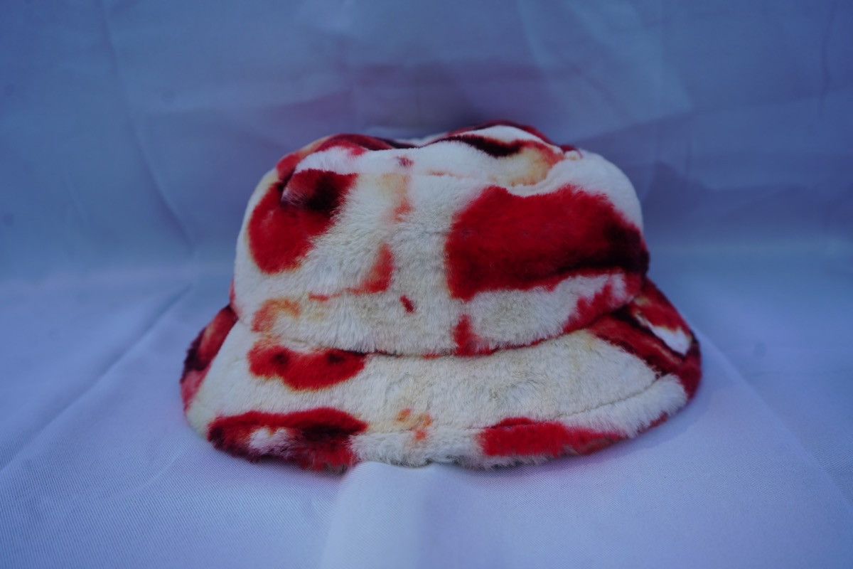 Palace Palace John & Molly Mouf Fur Bucket Hat Size ONE SIZE - 2 Thumbnail