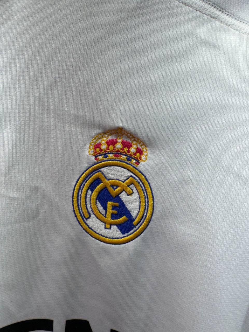 Vintage 2003-04 Adidas Real Madrid Home Shirt Soccer Jersey Beckham Size US M / EU 48-50 / 2 - 4 Thumbnail