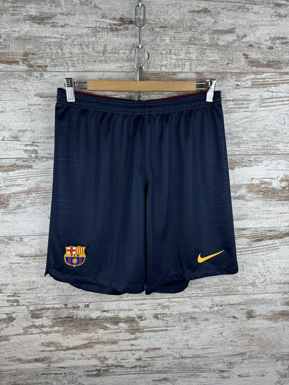 Vintage Mens Vintage Nike FC Barcelona soccer shorts football y2k Size US 32 / EU 48 - 2 Thumbnail