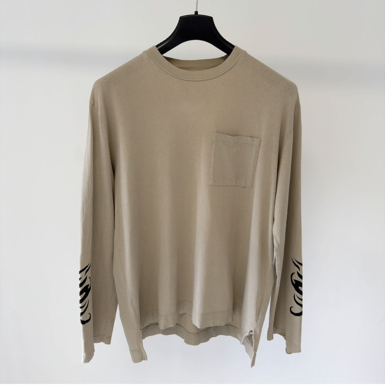 Our Legacy Thrashed ‘Sand Tribal Army Jersey’ T Shirt Size US M / EU 48-50 / 2 - 1 Thumbnail