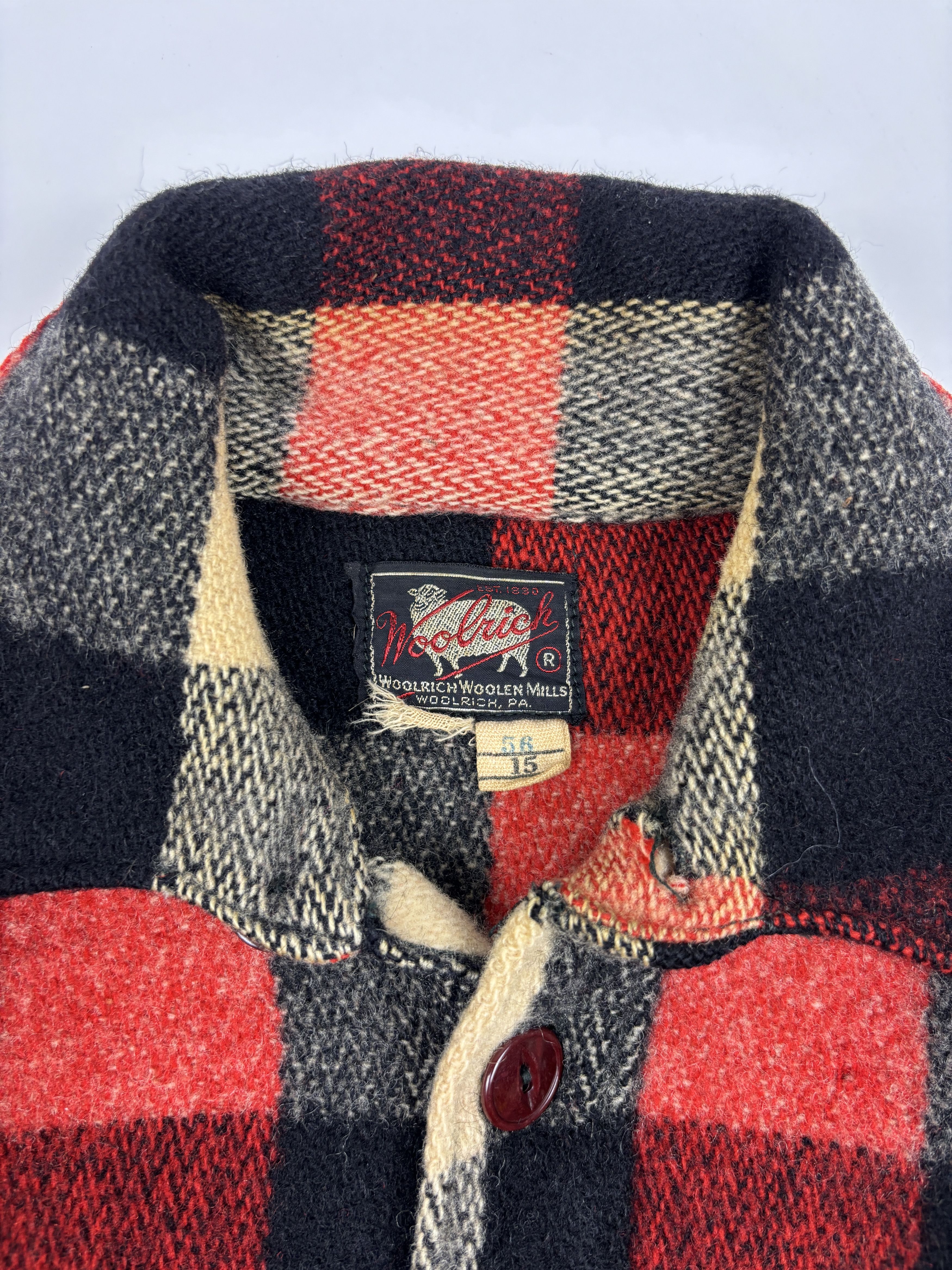 Woolrich Woolen Mills Vintage 40s Distressed Woolrich Red/Black Plaid Button-Up Size US S / EU 44-46 / 1 - 2 Thumbnail