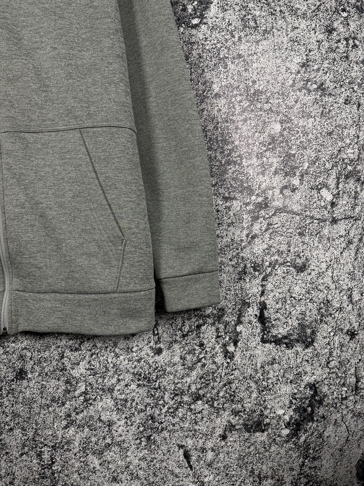 Nike Nike Therma Tracksuit Set Hoodie Joggers Swoosh Logo XL Size US XL / EU 56 / 4 - 6 Thumbnail