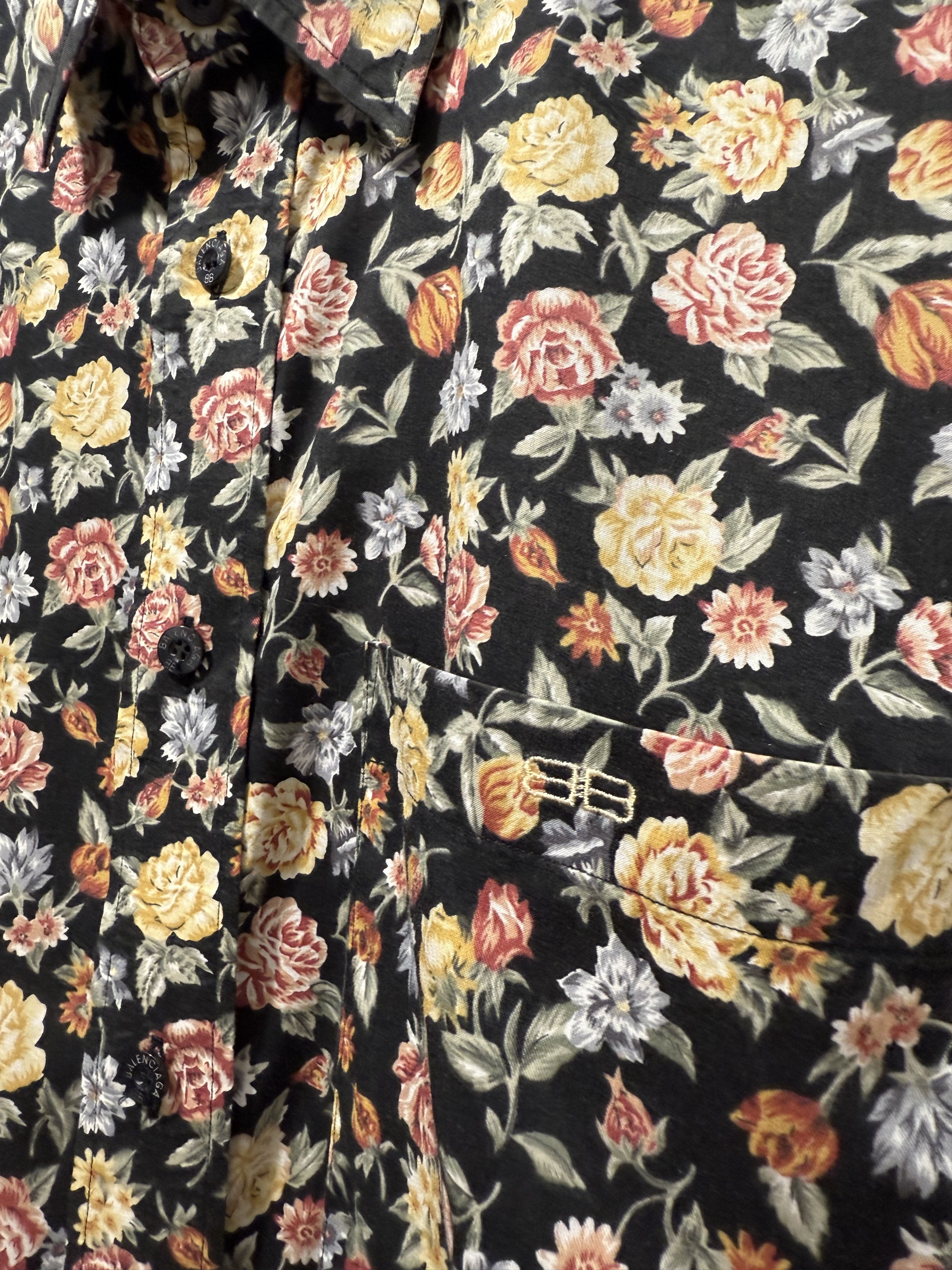 Balenciaga Rare Vintage Balenciaga Floral Shirt (L) Size US L / EU 52-54 / 3 - 3 Thumbnail