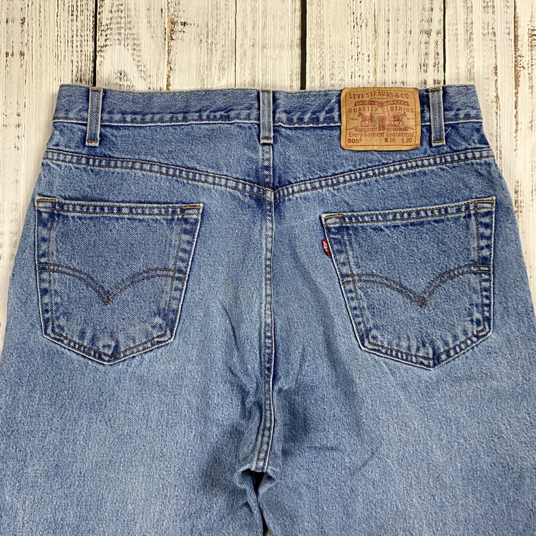 Levi's VINTAGE Levi's 505 Regular Fit Denim Jeans 36x30 Light Wash Straight Leg Blue USA Mens Size US 36 / EU 52 - 7 Thumbnail