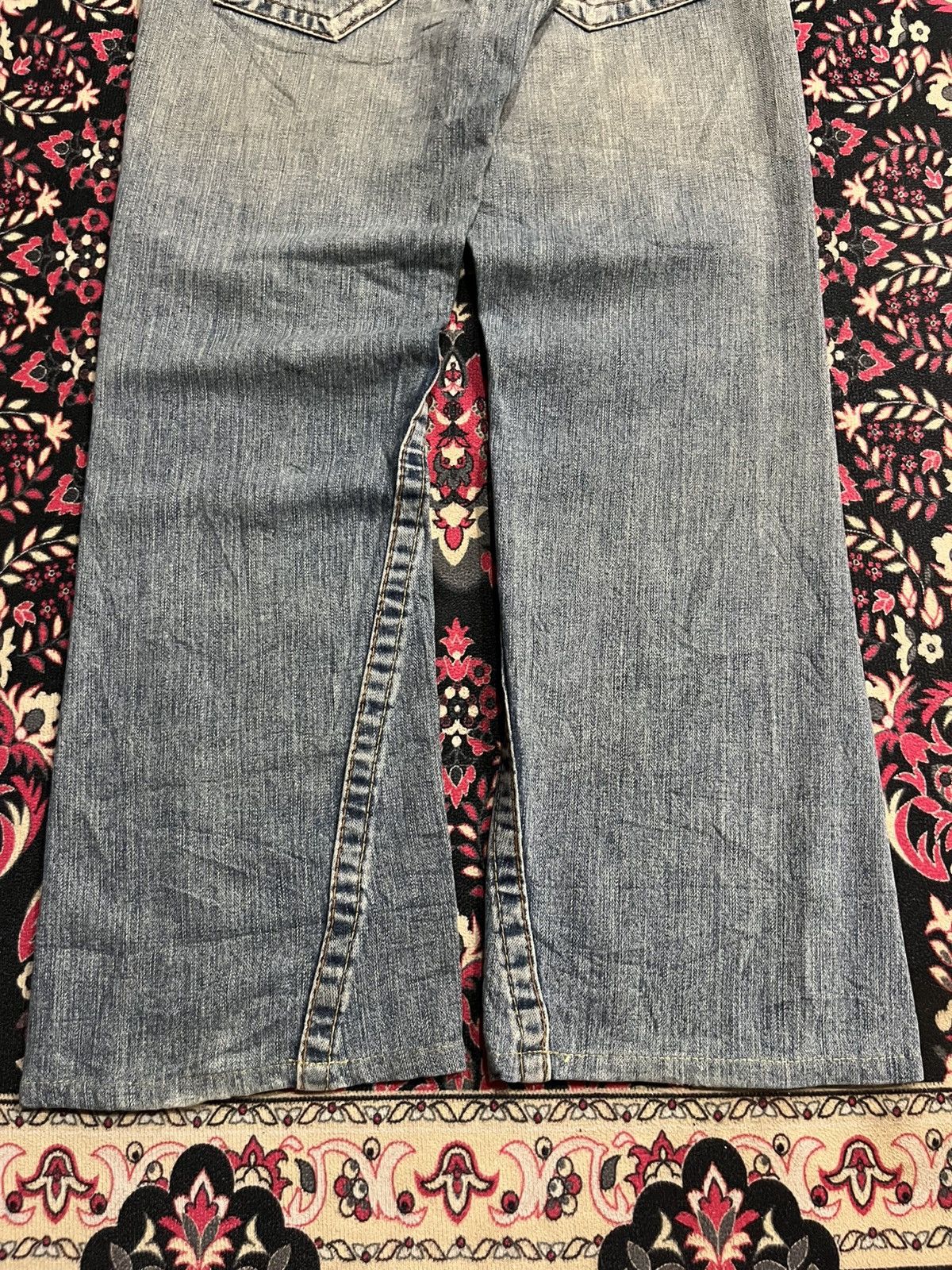 True Religion Vintage True Religion Blue Washed Distressed Flare Jeans Size US 28 / EU 44 - 10 Thumbnail