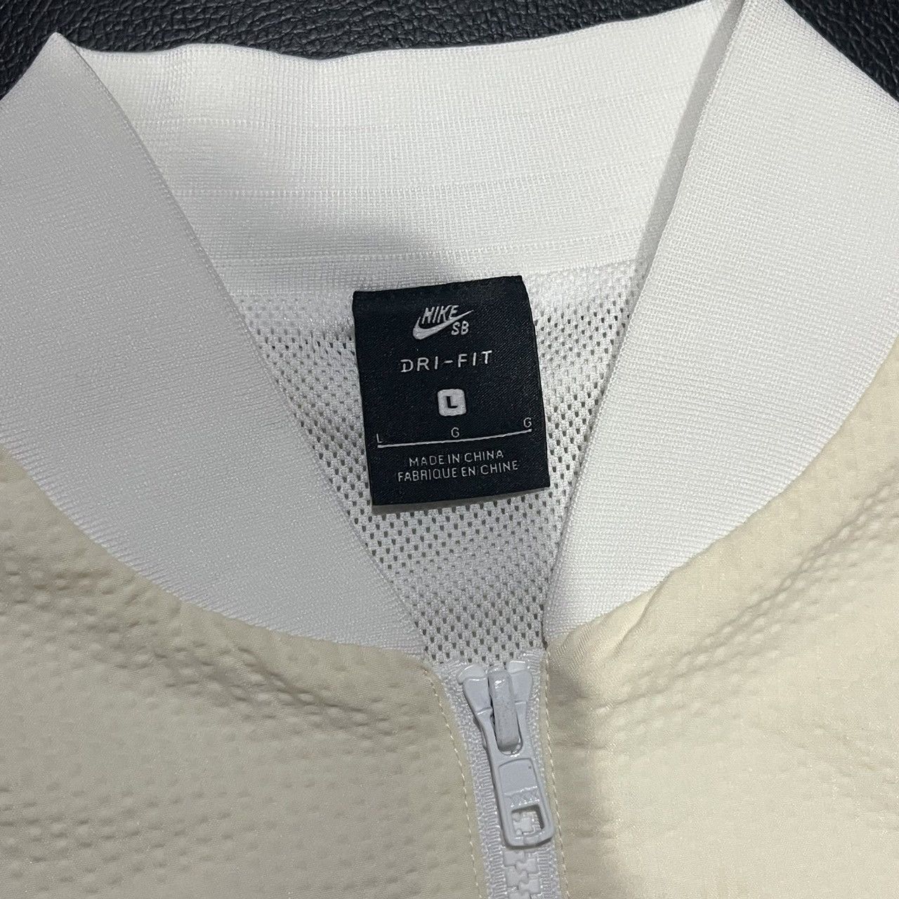 Nike SB Nike SB Seersucker Bomber Jacket Size US L / EU 52-54 / 3 - 7 Thumbnail