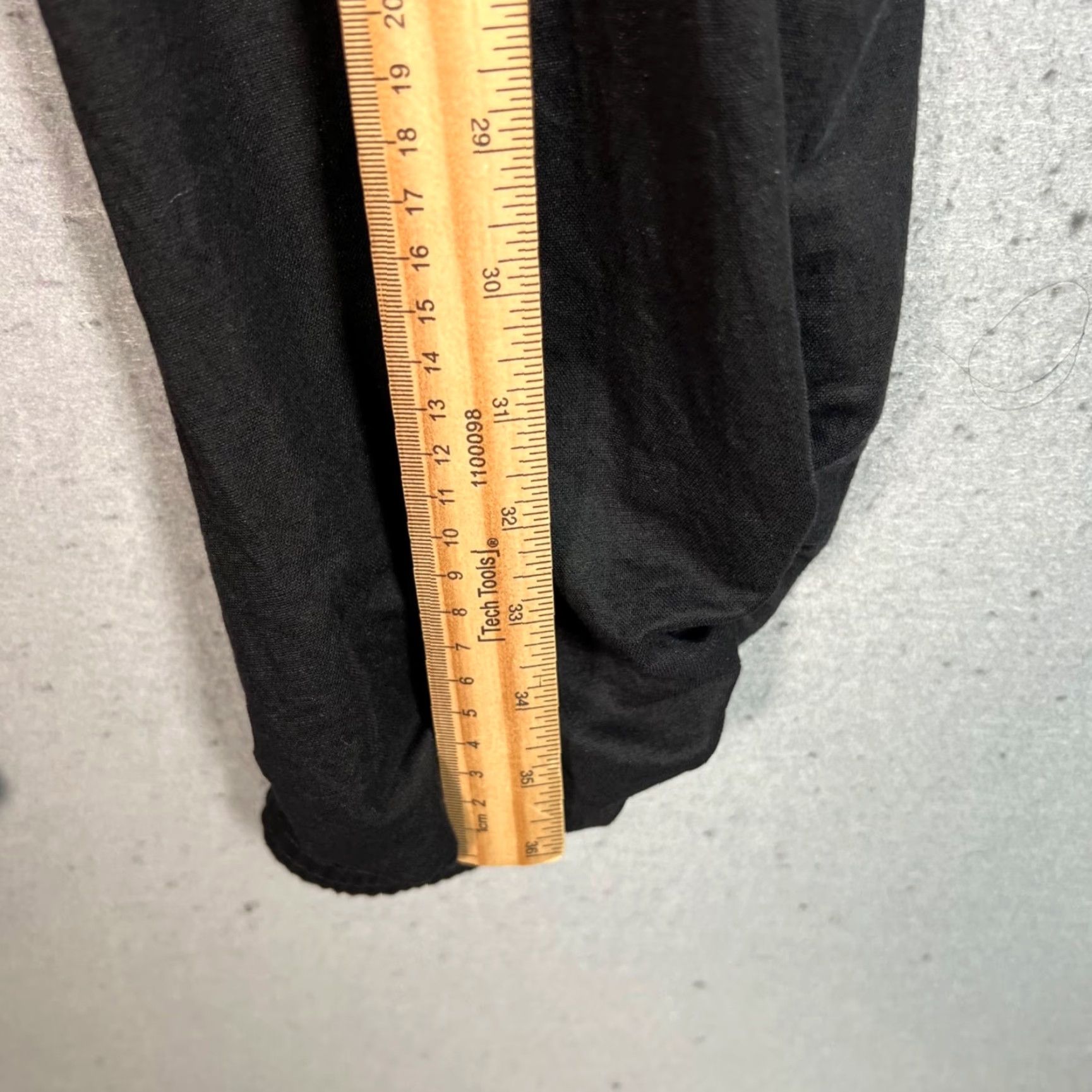 Zara Zara Black Relaxed Fit Jogger Pants Womens M Inseam 26 in Elastic Cuffs Tapered Front Flat Front Polyamide Viscose Polyester Size 32" / US 10 / IT 46 - 6 Thumbnail
