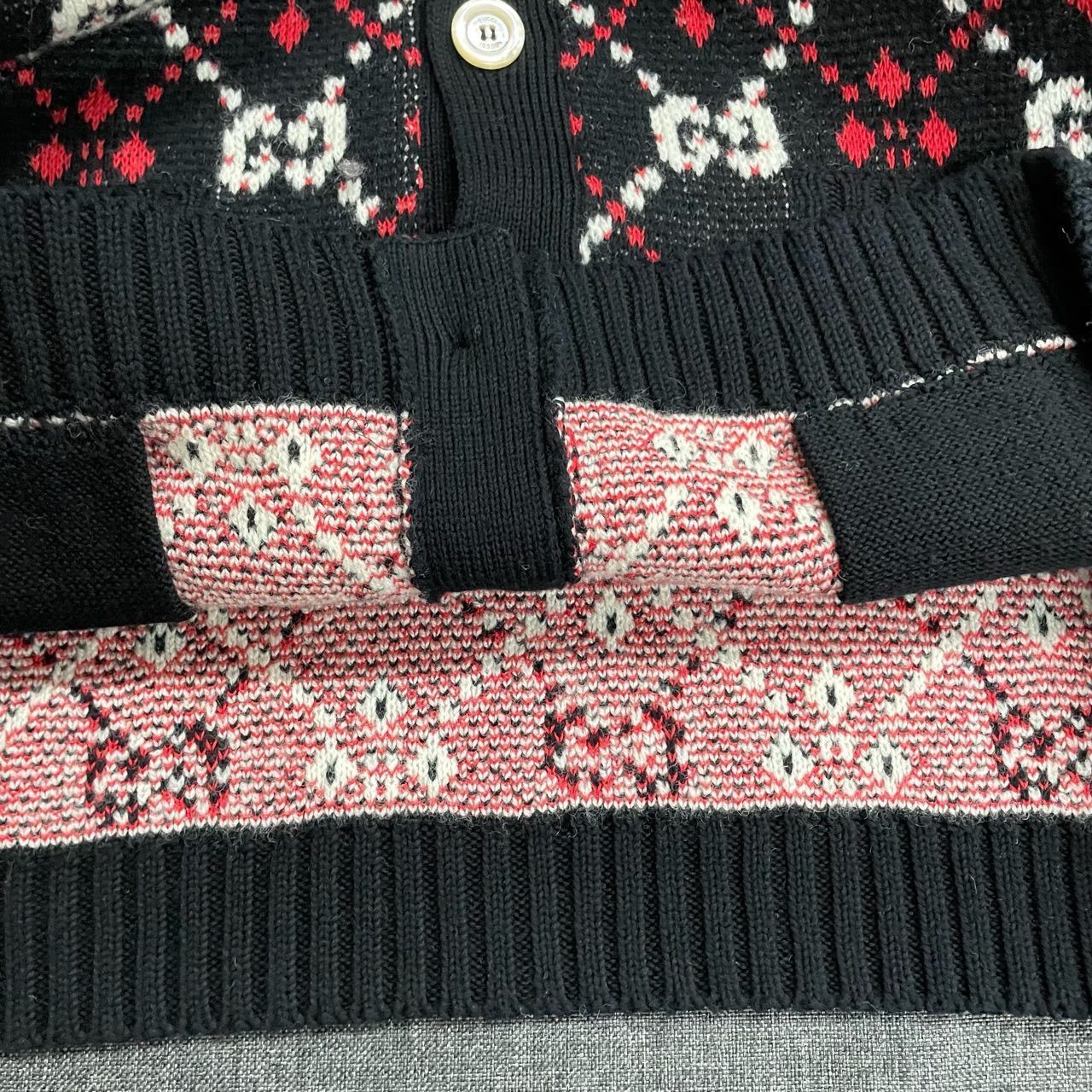 Gucci Gucci Black and red full-print cardigan sweater 2501-Nextar Size US S / EU 44-46 / 1 - 3 Thumbnail