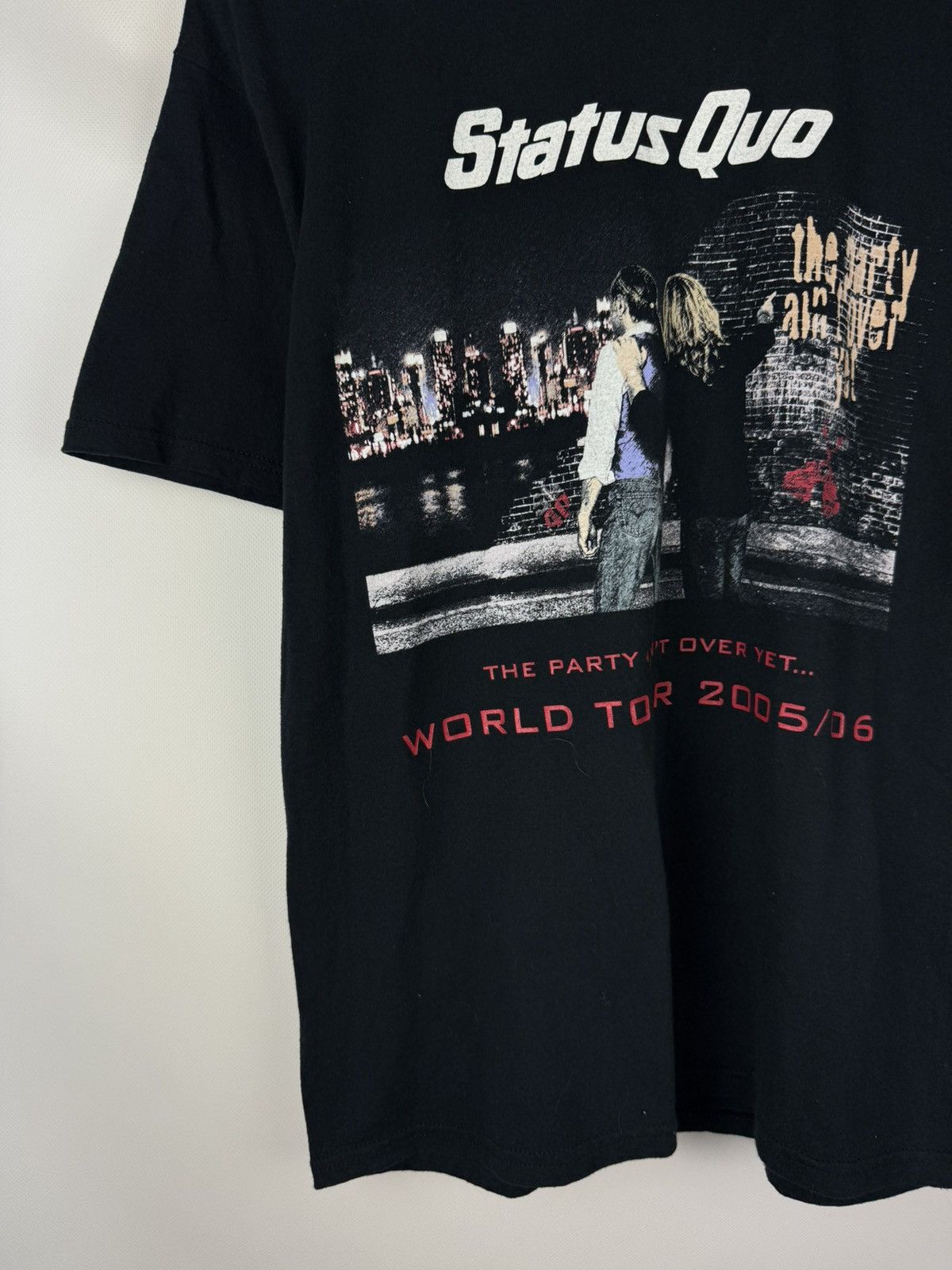 Band Tees × Vintage Status Quo Vintage 2005 / 06 World Tour Band T Shirt Gildan Size US M / EU 48-50 / 2 - 7 Thumbnail