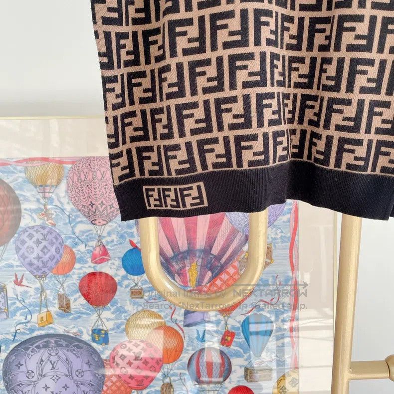 Fendi Fendi Monogrammed Knit Top Size XS / US 0-2 / IT 36-38 - 5 Thumbnail