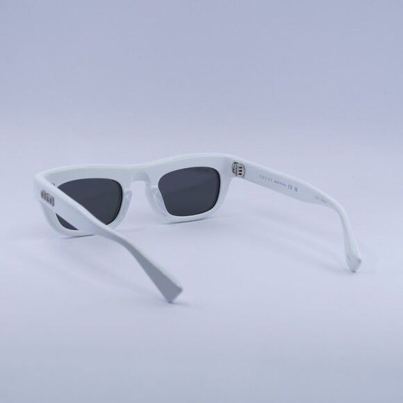 Gucci Gucci GG1777S 004 Sunglasses Shiny White Square Frame, Grey Size ONE SIZE - 4 Thumbnail
