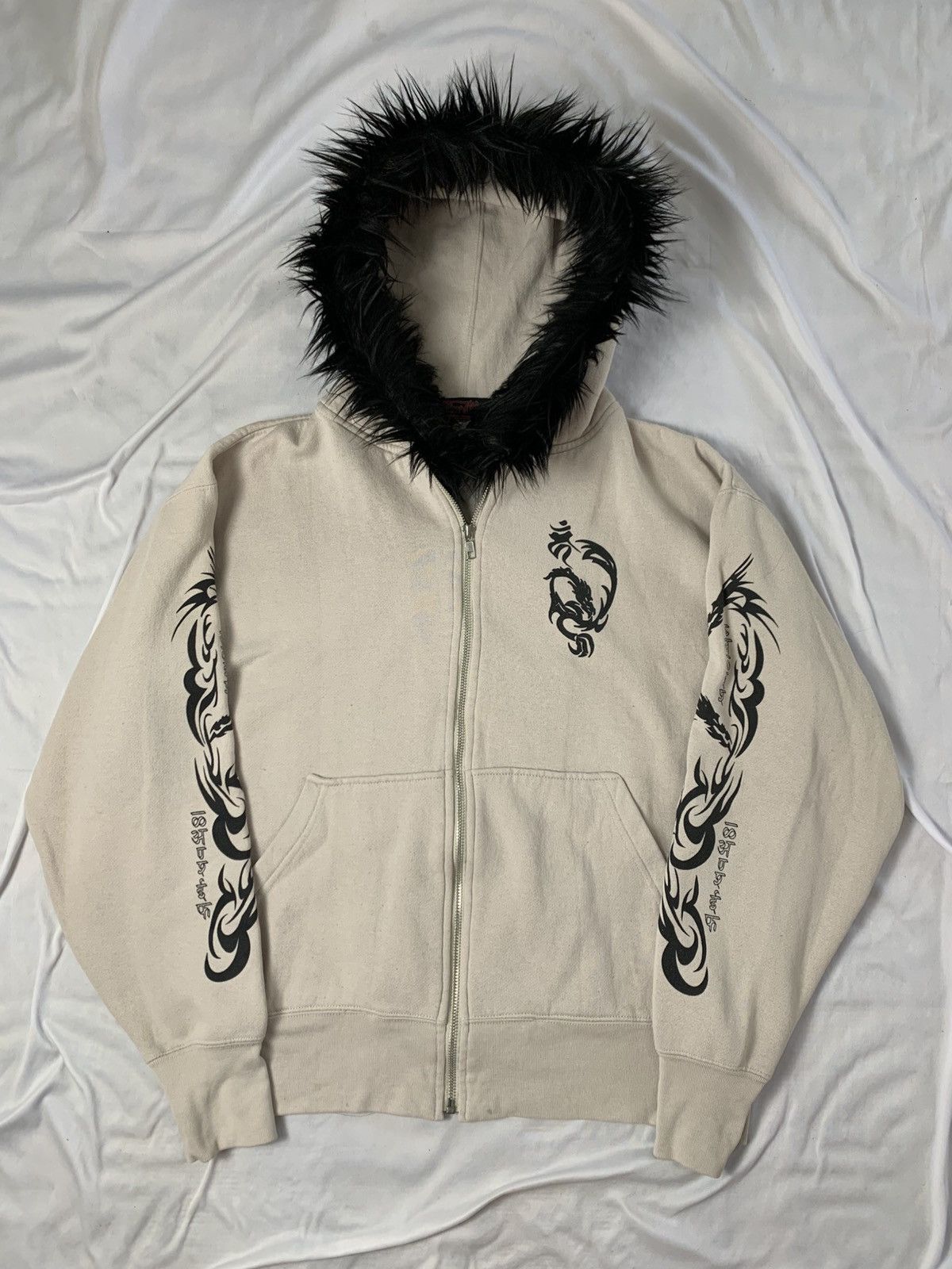 Le Grande Bleu (L.G.B.) Fur hoodie japanese style thrifwave vkei undefined ifsx Size US M / EU 48-50 / 2 - 2 Thumbnail