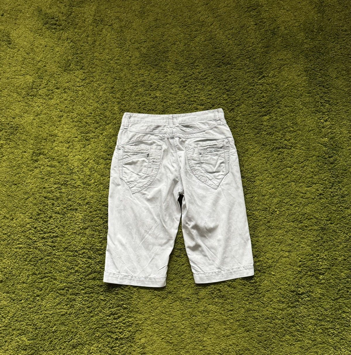 Designer × Dolce & Gabbana × Vintage Dolce & Gabbana D&G 2000s vintage Y2K denim capri shorts Size 27" / US 4 / IT 40 - 2 Thumbnail
