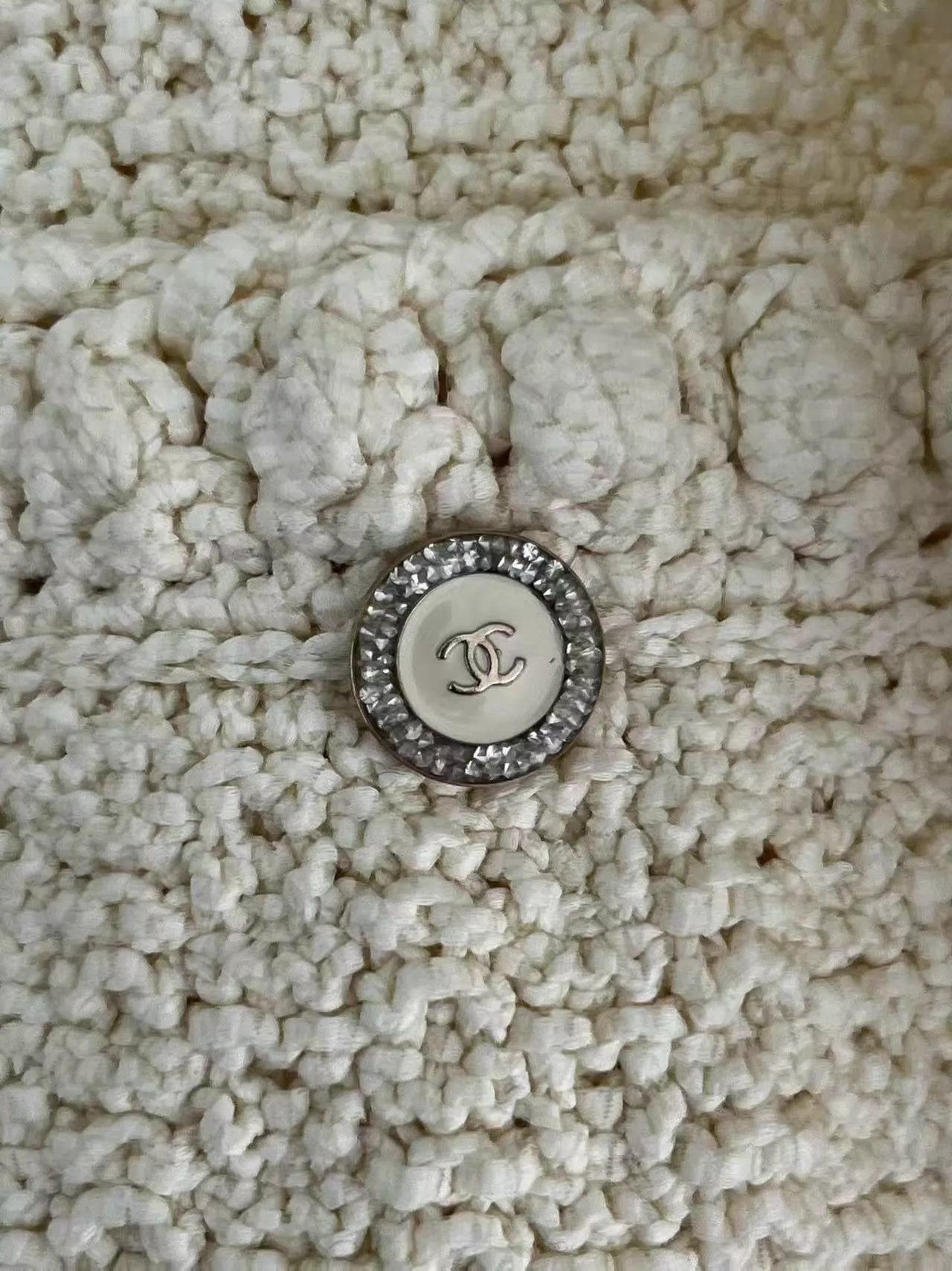 Chanel Chanel 22S White Crochet Sleeveless Vest New Size S / US 4 / IT 40 - 6 Thumbnail