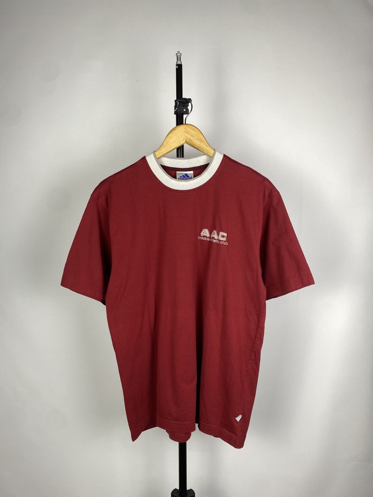 Adidas × Vintage Vintage 90s AAC Adidas Logo Embroidered Red T Shirt Size US M / EU 48-50 / 2 - 1 Thumbnail