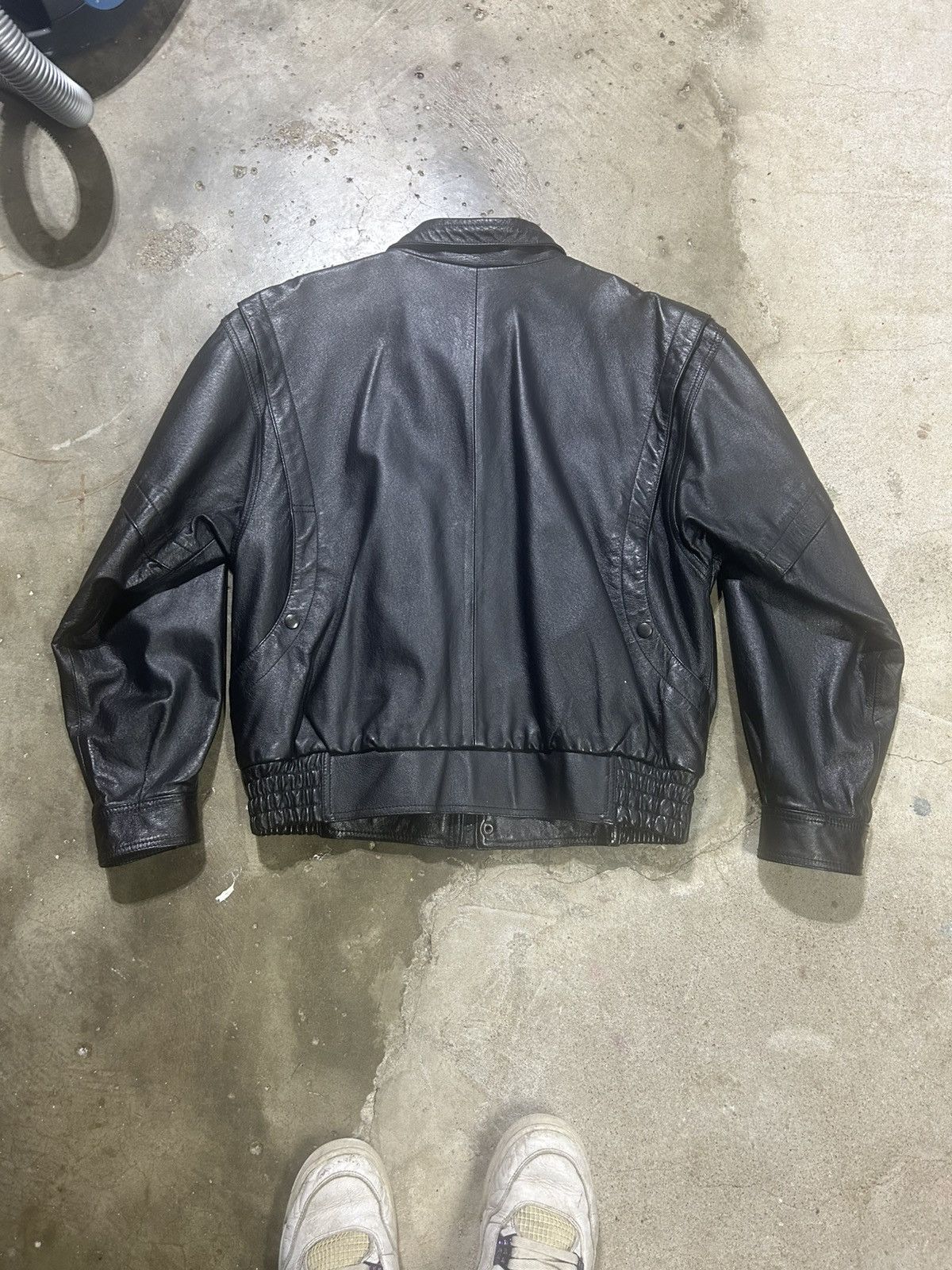 Vintage Beautiful Vintage Leather Jacket Size US M / EU 48-50 / 2 - 2 Thumbnail