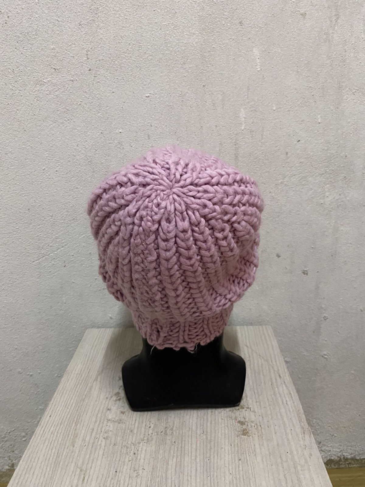 H&M × Vintage H&M Crochet Design Beanie Hat Size ONE SIZE - 4 Thumbnail
