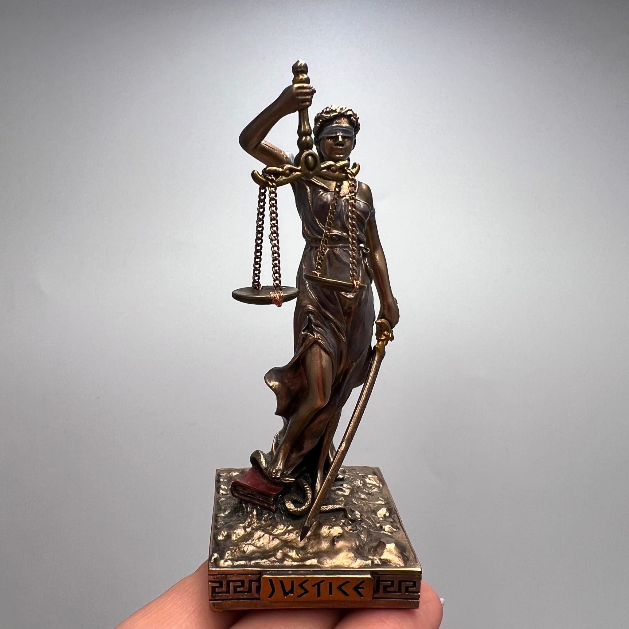 Other Veronese Lady Mini Statue Bronze Finish Figurine 39.38g Size ONE SIZE - 4 Thumbnail