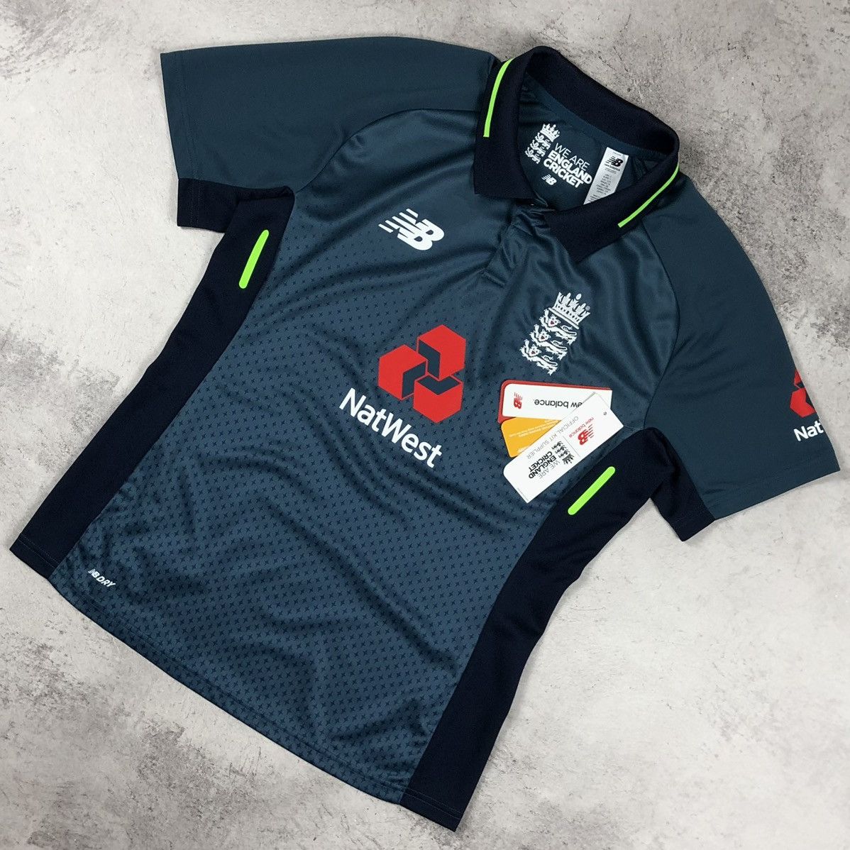 New Balance England Cricket ODI 2018-2019 New Balance WM Polo Jersey Size L / US 10 / IT 46 - 4 Thumbnail