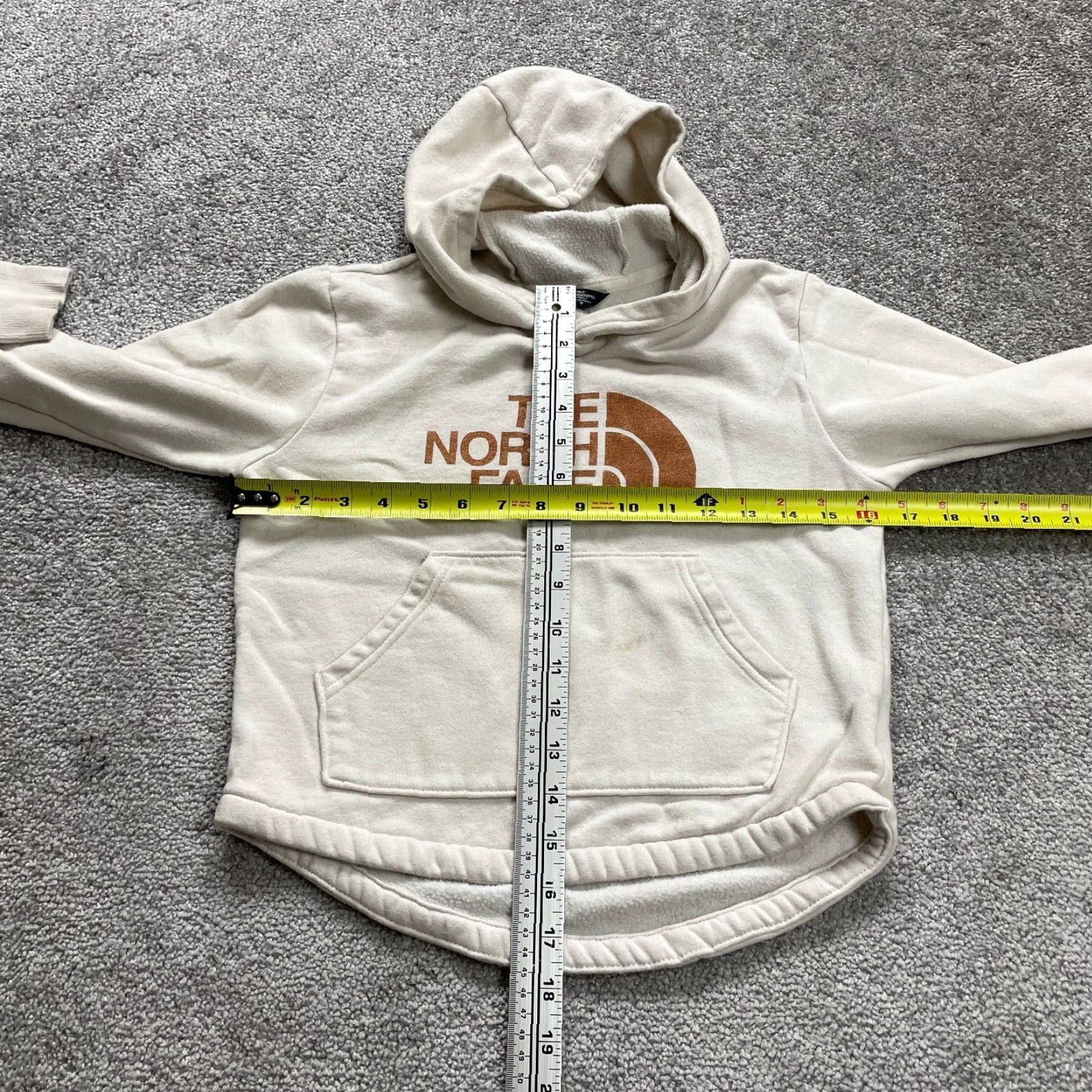 The North Face VINTAGE The North Face Hoodie Teens Medium Beige Logo Graphic Fleece Pullover Sweatshirt Girls Size M / US 6-8 / IT 42-44 - 5 Thumbnail