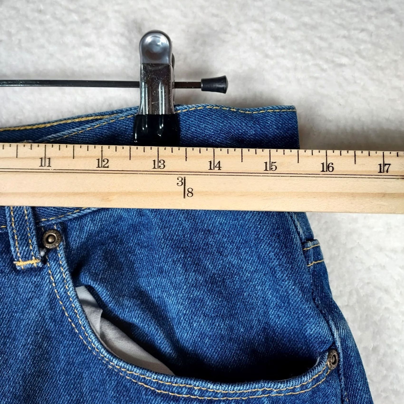 Vintage Cabela's Brush Denim Jeans Mens 32x30 Jeans 5-Pocket Blue Cotton Denim Regular Rise Medium Wash Outdoor Workwear Day Outdoor Winter Spring Fall Mens Size US 32 / EU 48 - 7 Thumbnail