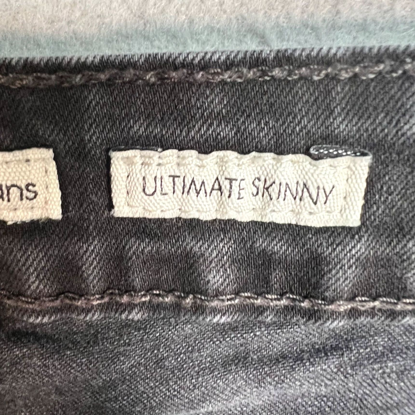 Calvin Klein VINTAGE Calvin Klein Jeans Womens Skinny Denim Pants - Black - Size 10 - 30in Inseam - Mid Rise - Ultimate Skinny - Regular - Womens Size 32" / US 10 / IT 46 - 4 Thumbnail