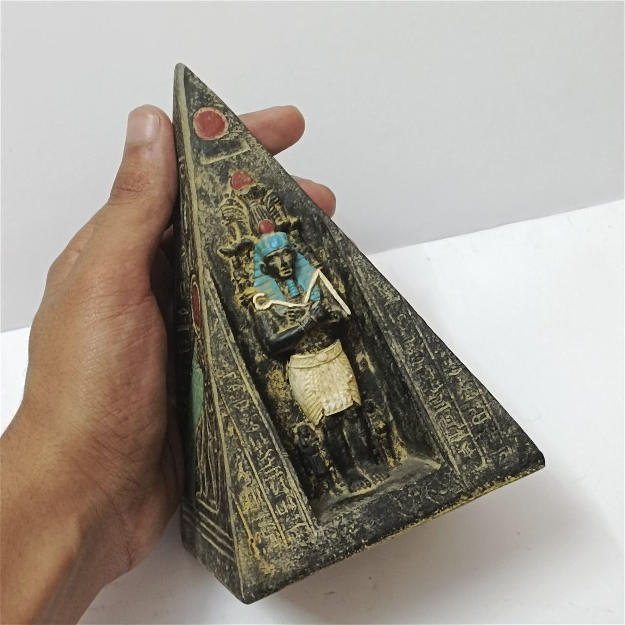 Handmade Osiris & Nefertari Statue Egyptian Pharaonic Pyramid Decor Size ONE SIZE - 1 Thumbnail