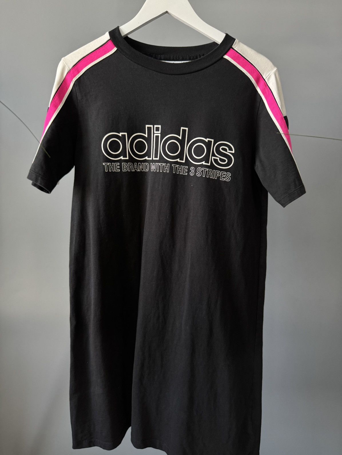 Adidas Adidas dress big logo Size M / US 6-8 / IT 42-44 - 1 Thumbnail