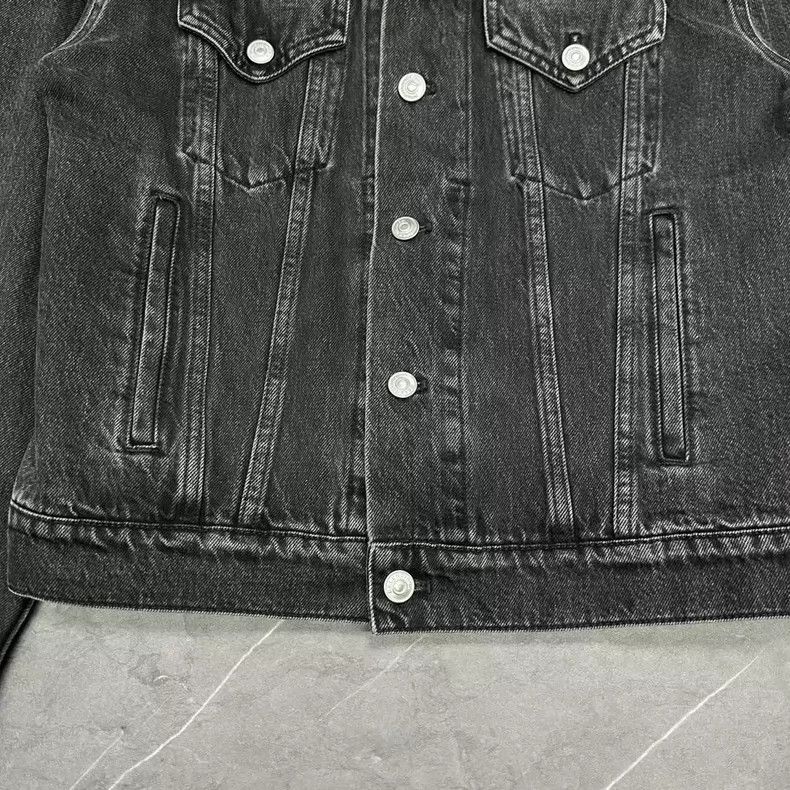 Balenciaga Balenciaga size 44 Denim jacket coat Size US S / EU 44-46 / 1 - 5 Thumbnail