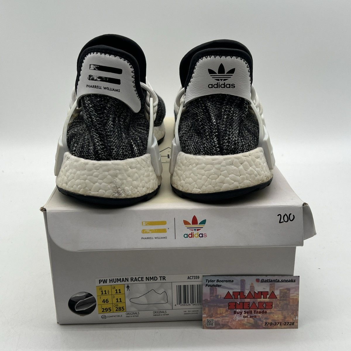 Adidas Pharrell x NMD human race Oreo Size US 11.5 / EU 44-45 - 3 Thumbnail