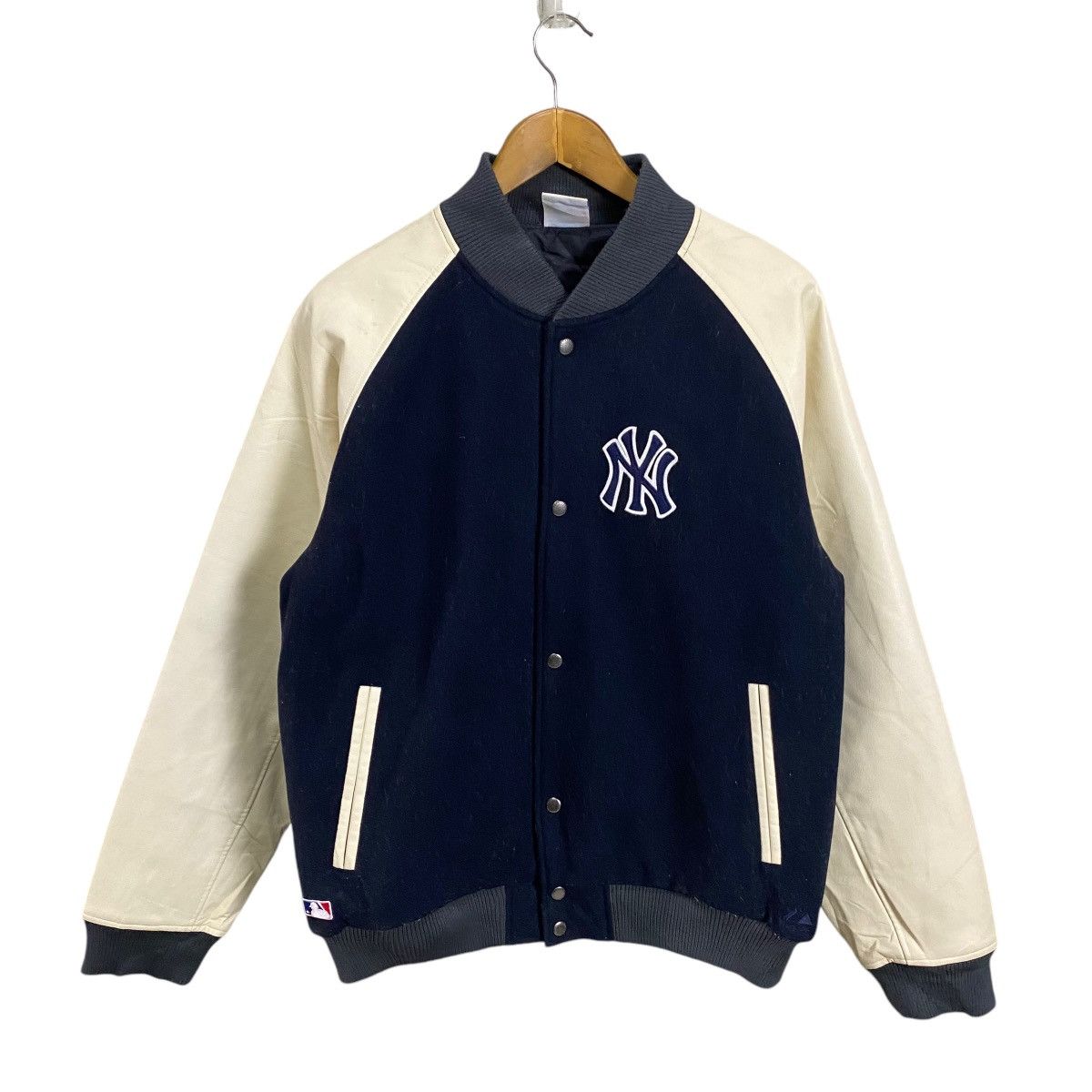 MLB × New York Yankees Yangkees Majesty raglan varsity jacket Size US L / EU 52-54 / 3 - 1 Thumbnail