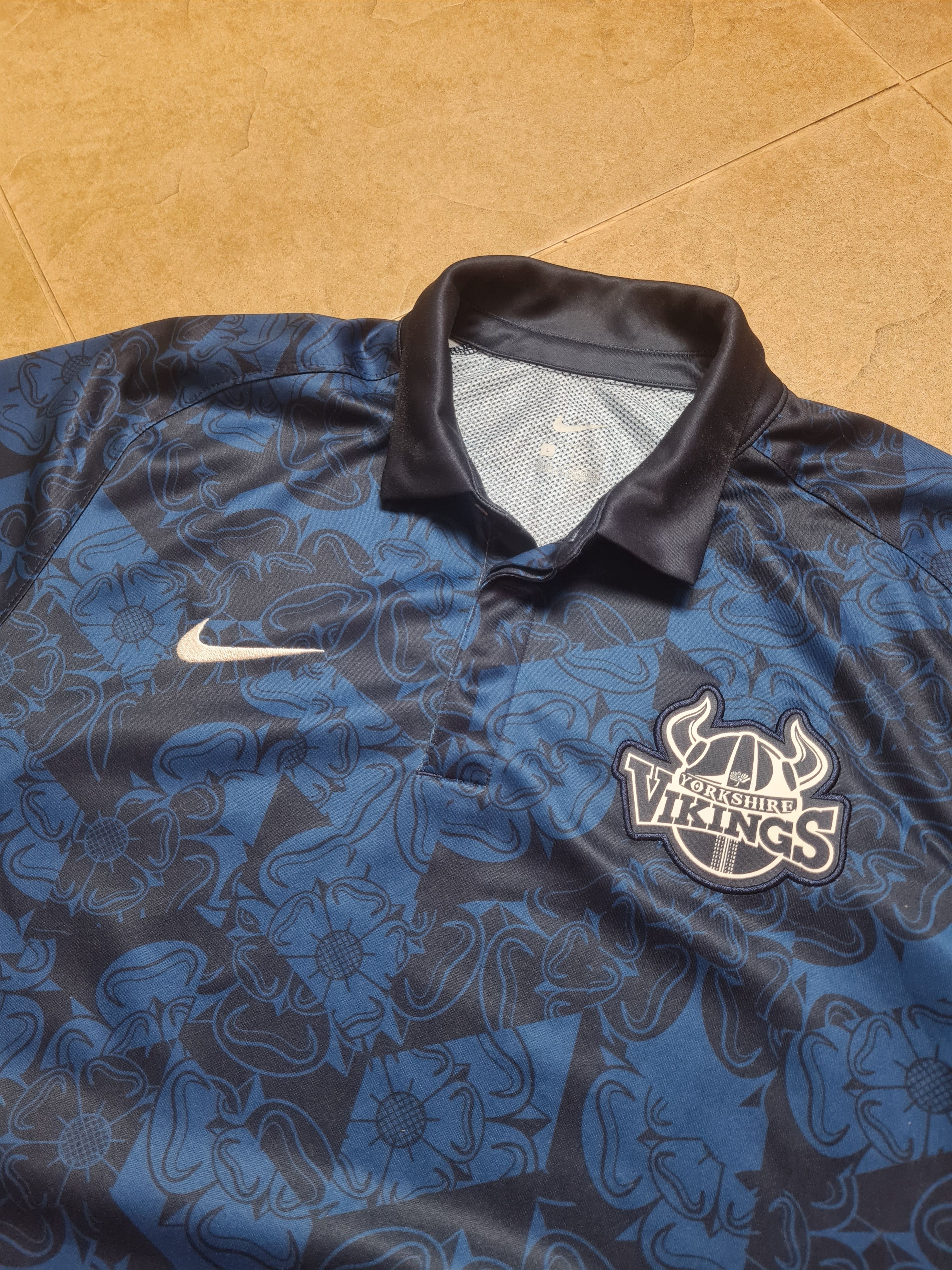 Nike Jersey Nike Cricket Dark Blue Sz L Yorkshire Vikings County Size US L / EU 52-54 / 3 - 12 Thumbnail