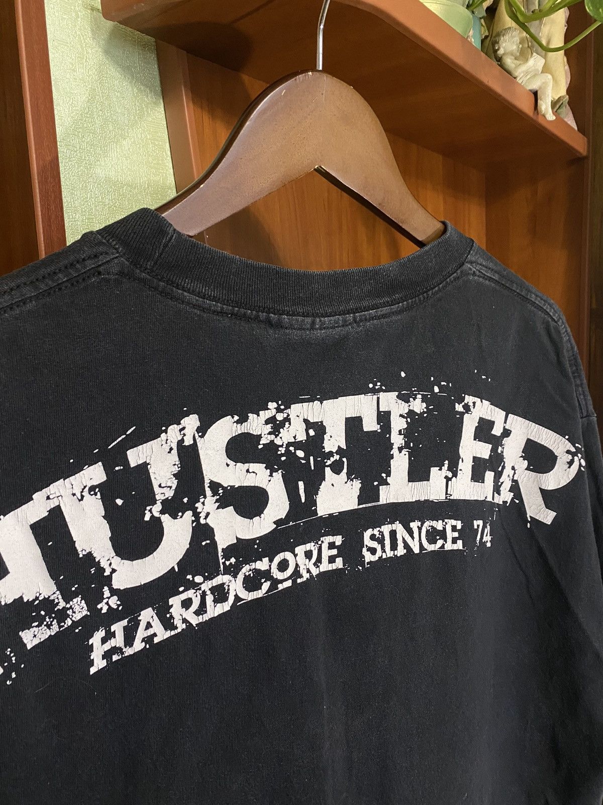 Affliction × Vintage Vintage Hustler Hardcore TV XXX Chanel Sex Grunge T-Shirt Size US XL / EU 56 / 4 - 9 Thumbnail