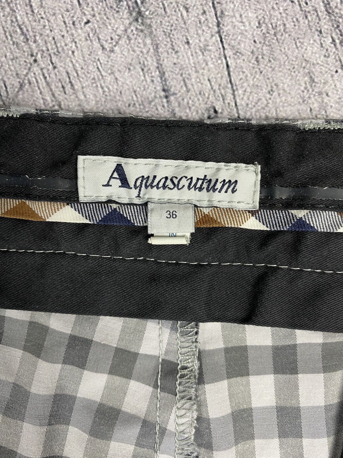 Aquascutum Vintage Aquascutum Check Cropped Casual Pants Size US 36 / EU 52 - 10 Thumbnail