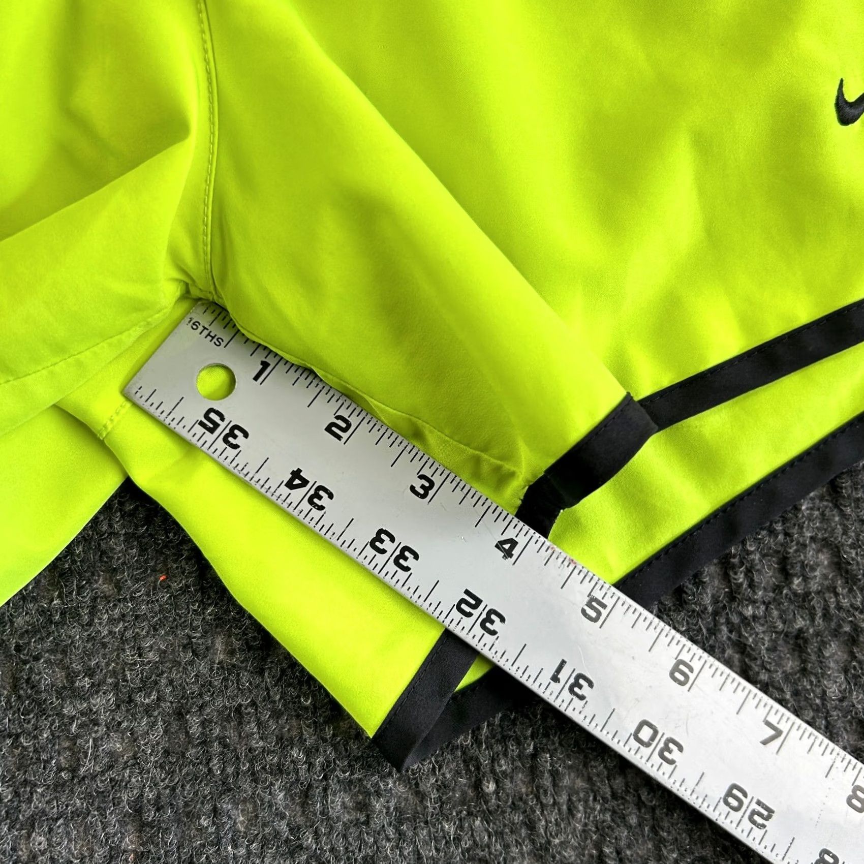 Nike VINTAGE Nike Womens Running Shorts Dri Fit L Volt Neon Green Built in Briefs FAST SHIP Size 36" / US 14 / IT 50 - 5 Thumbnail