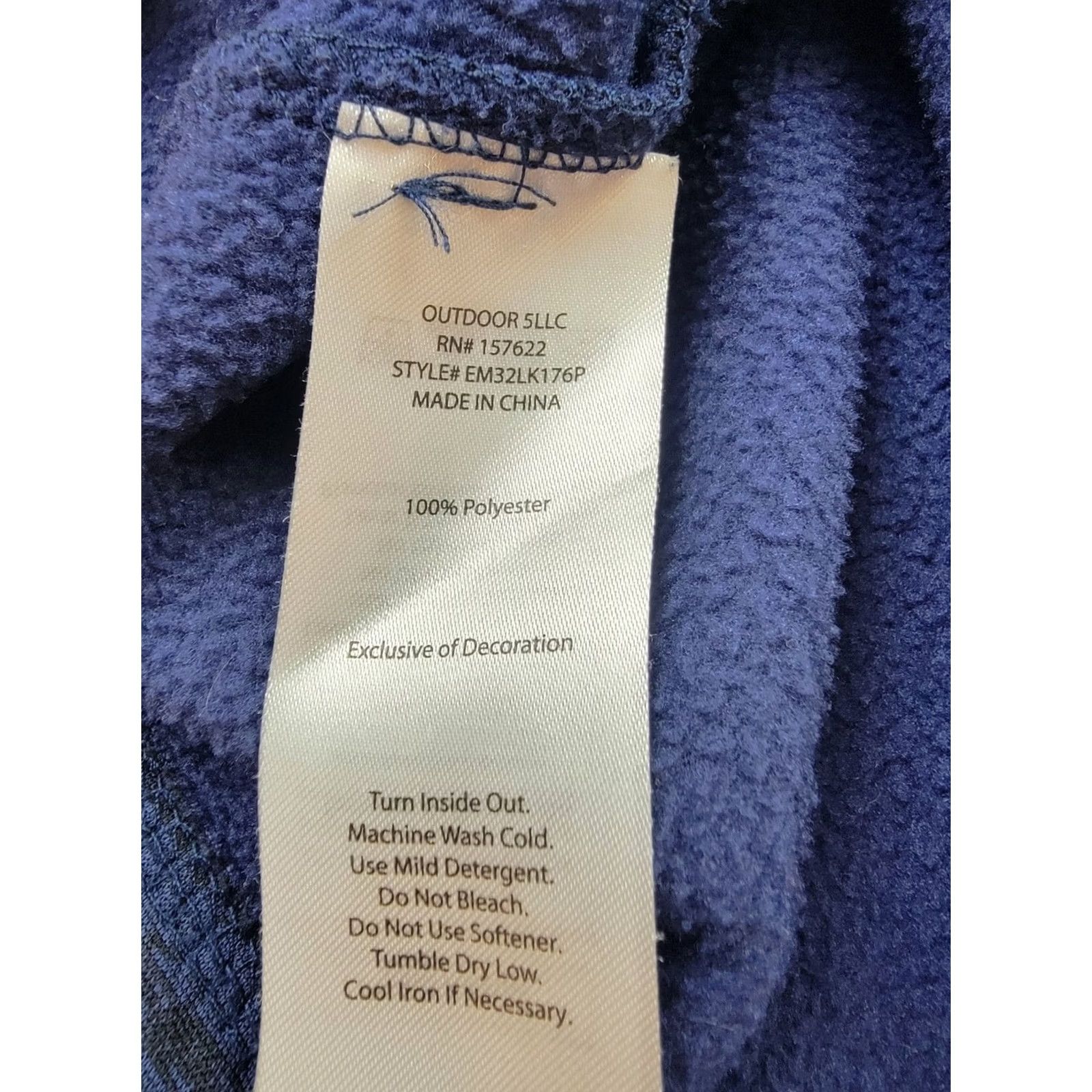 Eddie Bauer Eddie Bauer 1/4 Zip Pullover Sweater Hoodie? (Note: original provided indicates Sweater, not Hoodie; also avoid adding words.) Size US XL / EU 56 / 4 - 6 Thumbnail