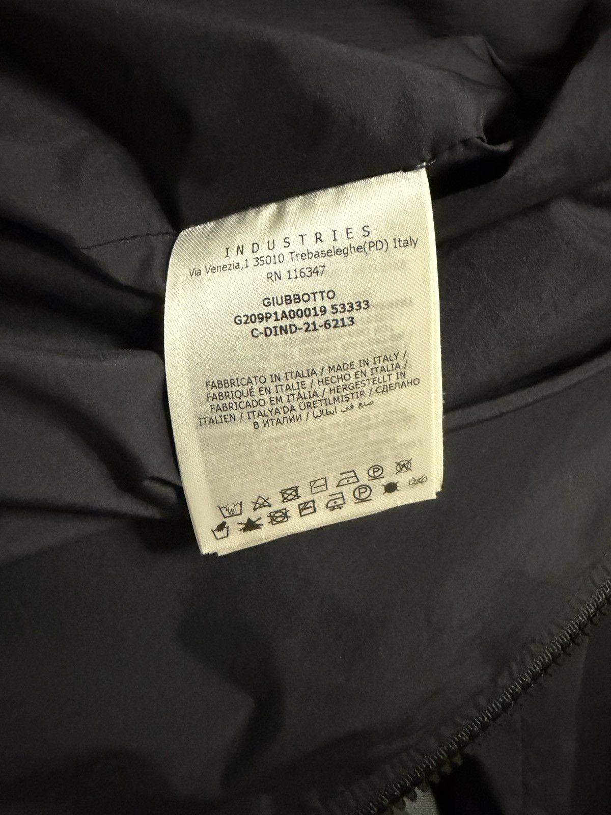 Moncler Moncler Black Bomber EXCLUSIVE Size US L / EU 52-54 / 3 - 9 Thumbnail