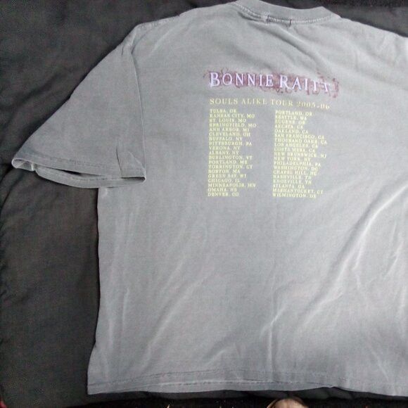 Band Tees × Vintage Vintage Bonnie Raitt Souls Alike Tour 2005 T-Shirt Size US XXL / EU 58 / 5 - 6 Thumbnail