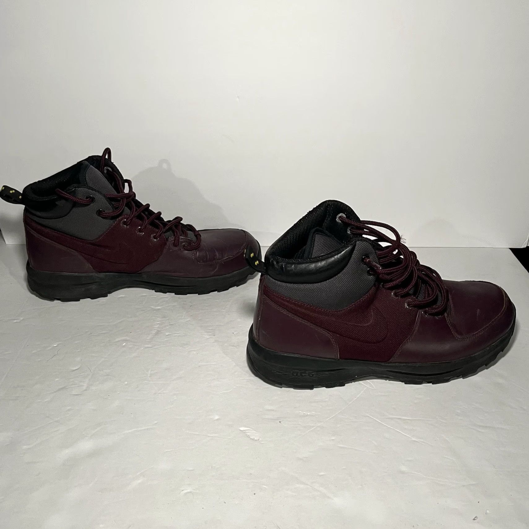 Nike VINTAGE Nike Manoa Athletic Boots Shoes Men 10 Leather Red Deep Burgundy/Anthracite 472780-600 Size US 10 / EU 43 - 5 Thumbnail