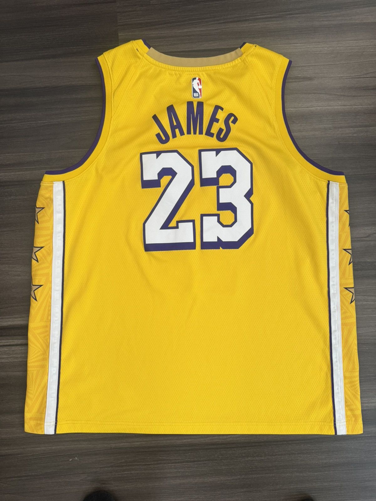 Nike LeBron James #23 Los Angeles Lakers NBA City Edition Jersey Size US XXL / EU 58 / 5 - 8 Thumbnail